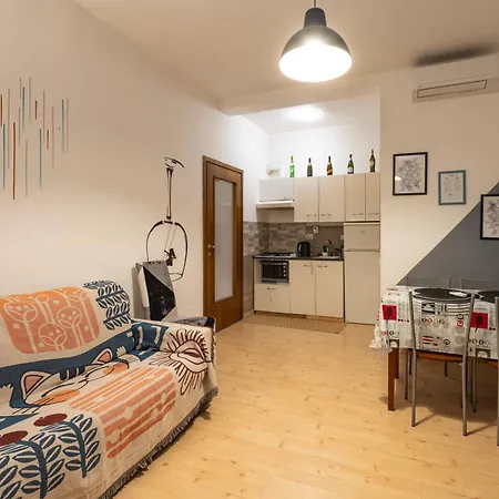 Daire Mia House Roma